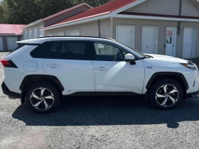 Toyota Rav4 * AWD * CARFAX * ОПЦИЯ ЗА ФИНАНСИРАНЕ, снимка 3
