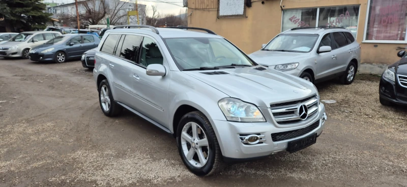 Mercedes-Benz GL 320 3.0CDI, снимка 3 - Автомобили и джипове - 48812665