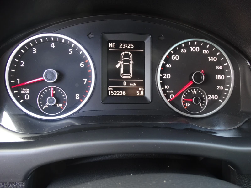 VW Tiguan 1.4 - 4x4 150 k.s., снимка 12 - Автомобили и джипове - 52546976