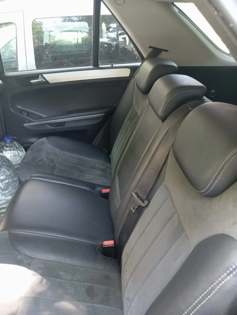 Mercedes-Benz ML 320, снимка 10 - Автомобили и джипове - 52977618