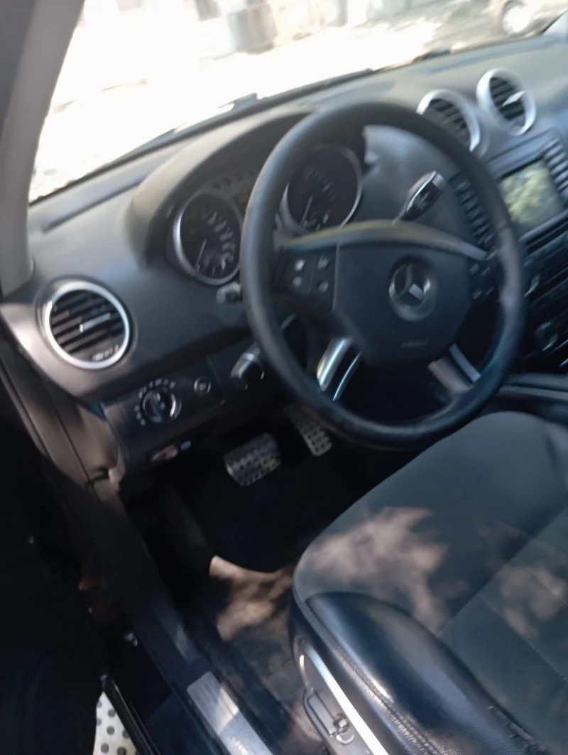Mercedes-Benz ML 320, снимка 6 - Автомобили и джипове - 52977618