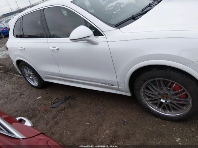 Porsche Cayenne GTS* MULTIMEDIA* КРАЙНА ЦЕНА, снимка 13 - Автомобили и джипове - 54006390