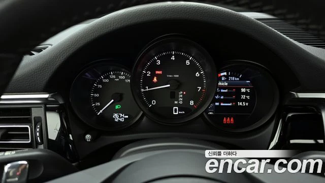 Porsche Macan, снимка 8 - Автомобили и джипове - 56081644