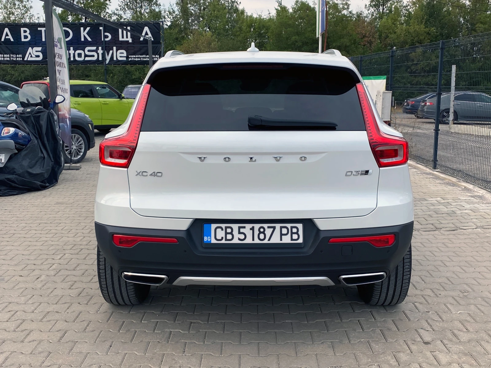 Volvo XC40 D3 Inscription * В гаранция - изображение 5