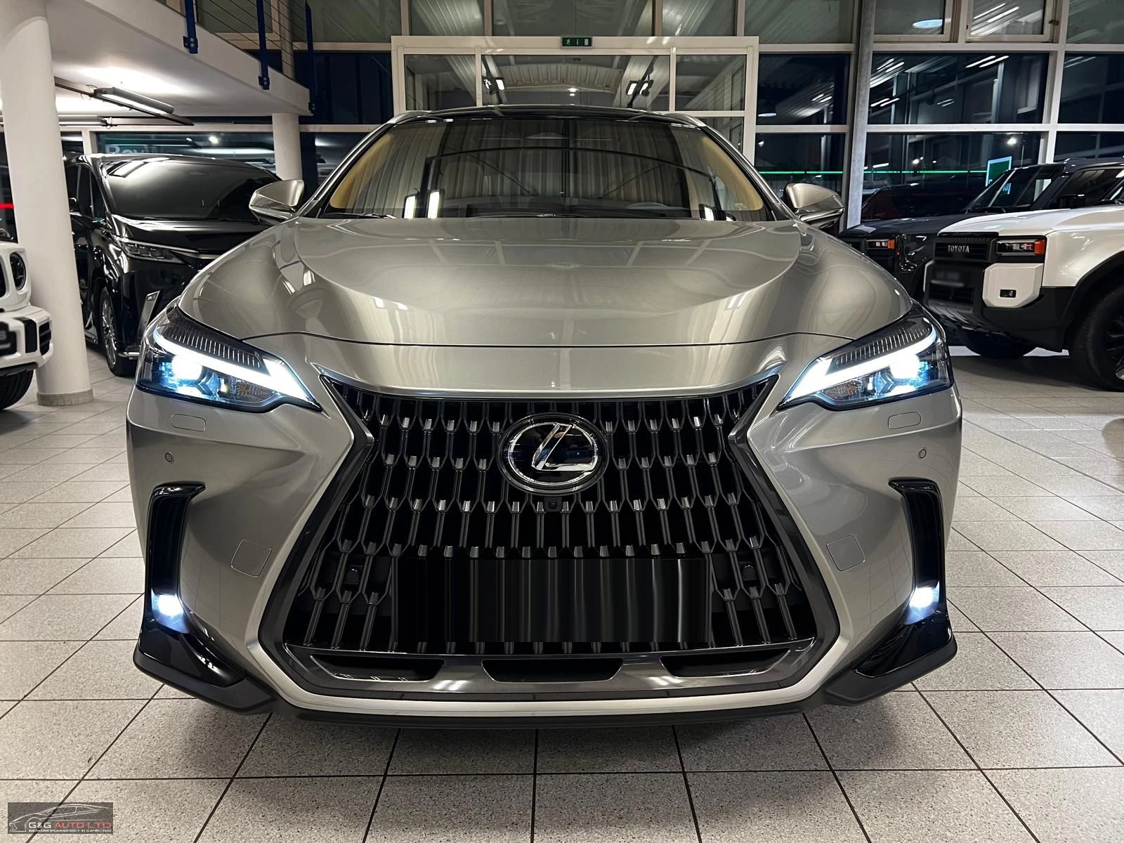 Lexus NX 350h EXECUTIVE/243HP/AMBI/4x4/HUD/360/PANO/338v - изображение 2