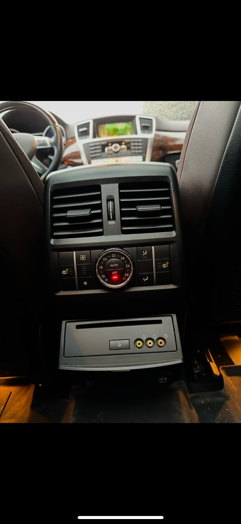 Mercedes-Benz GL 500 Първи собственик/Designo/360/AMG/реални км.  - изображение 8