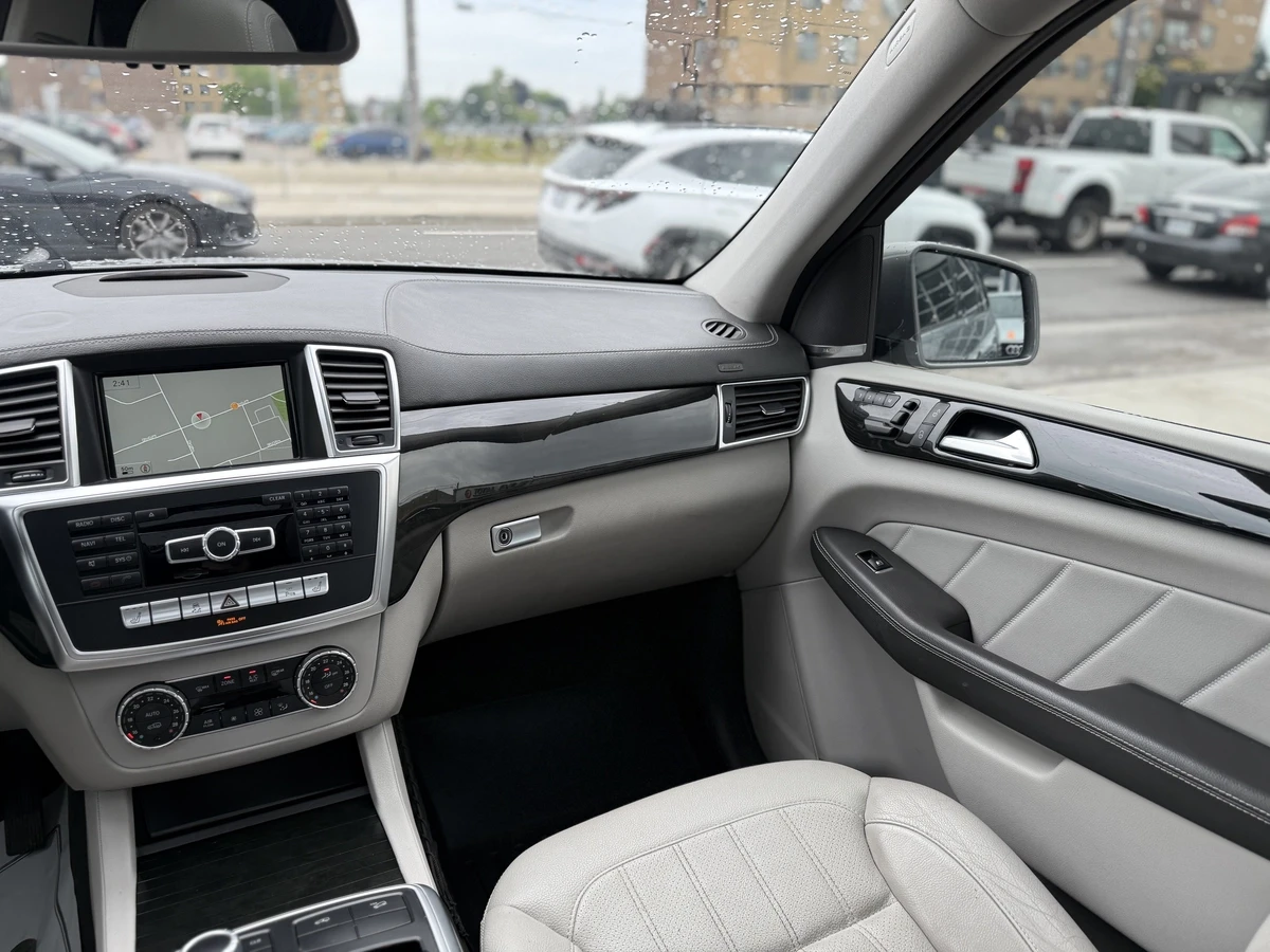 Mercedes-Benz GL 350 4Matic / PANO / Harman / 7 Seats - изображение 7