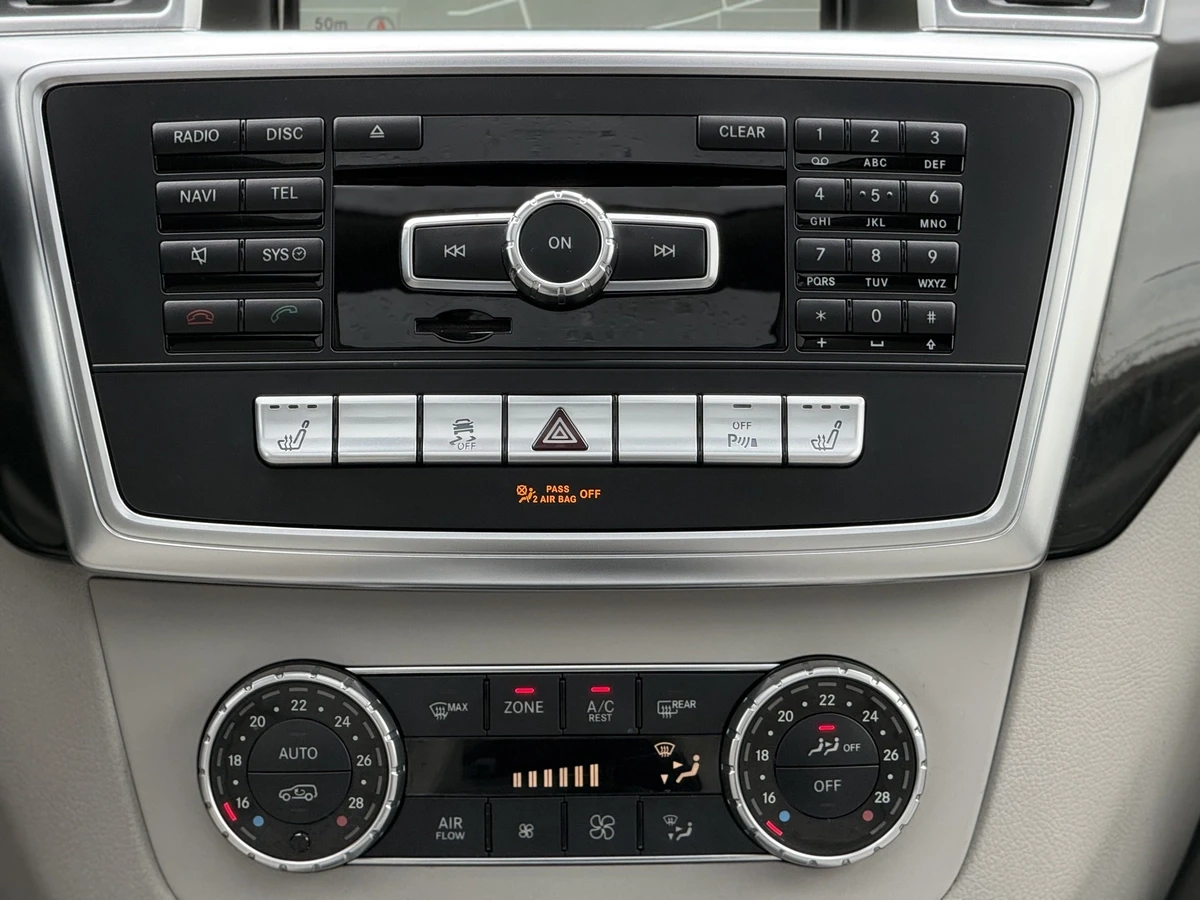 Mercedes-Benz GL 350 4Matic / PANO / Harman / 7 Seats - изображение 8