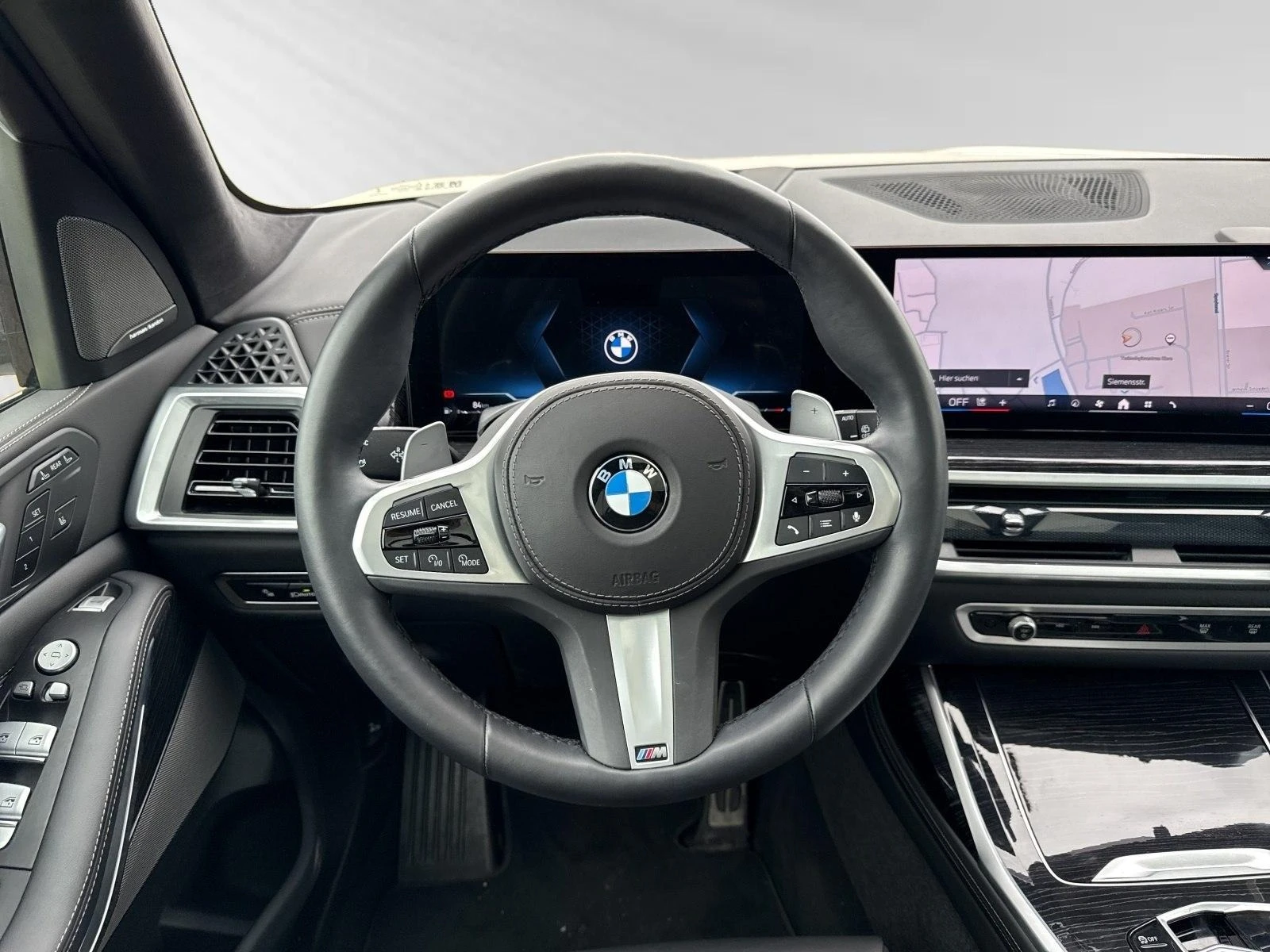 BMW X7 40i XDRIVE M-SPORT PANORAMA HEAD UP H/K SOFT CLOSE - изображение 9