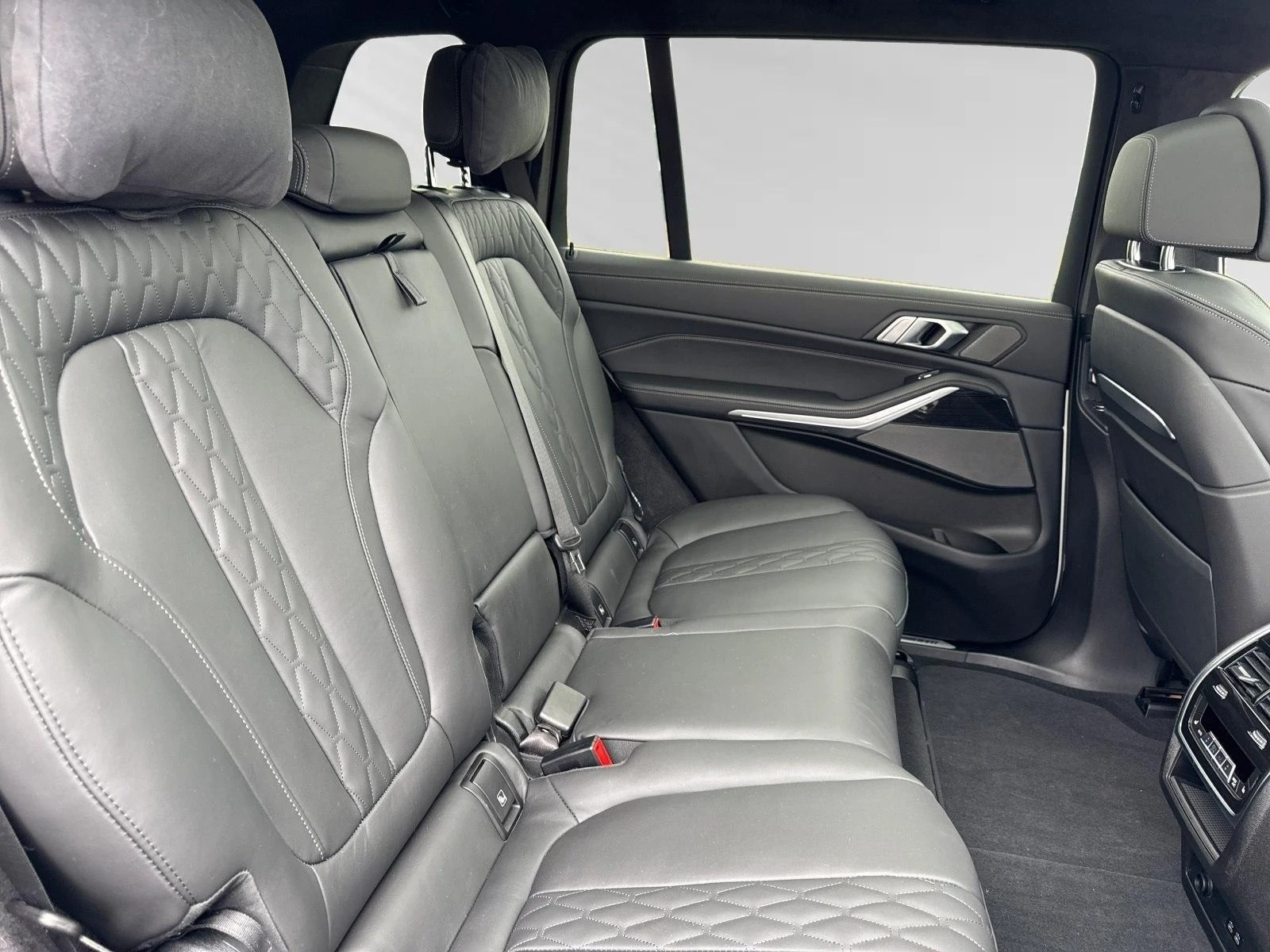 BMW X7 40i XDRIVE M-SPORT PANORAMA HEAD UP H/K SOFT CLOSE | Mobile.bg   11