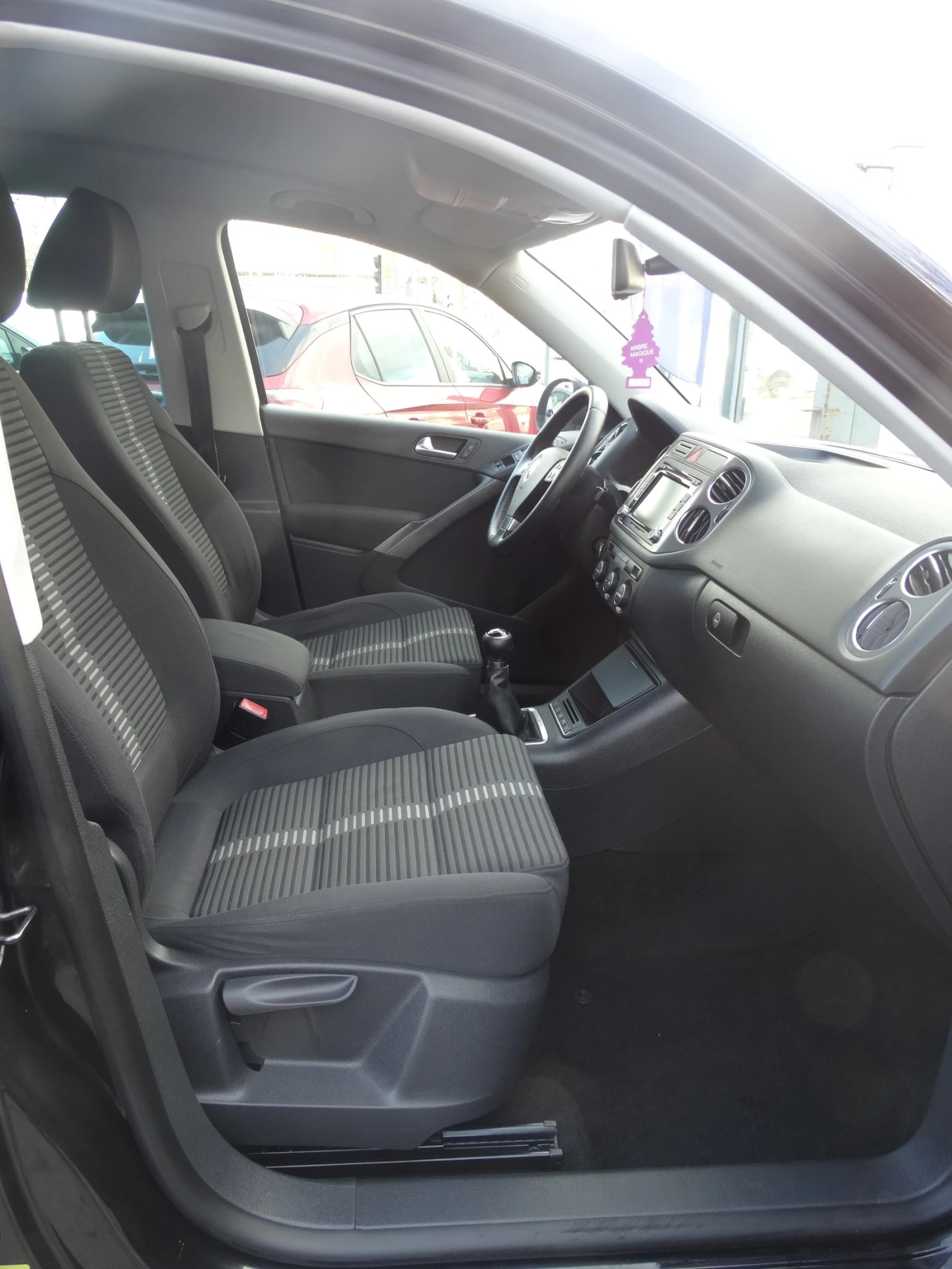 VW Tiguan 1.4 - 4x4 150 k.s. | Mobile.bg   14