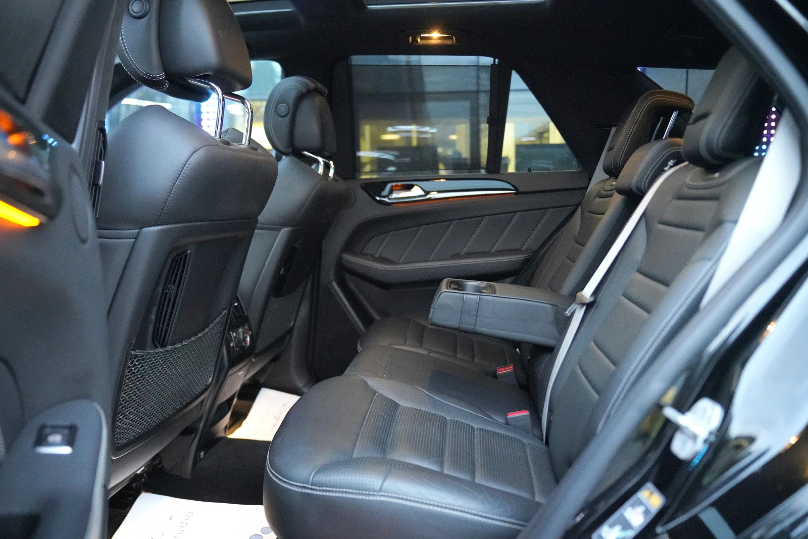 Mercedes-Benz GLE 63 AMG 4Matic Night Package Exclusive - изображение 10