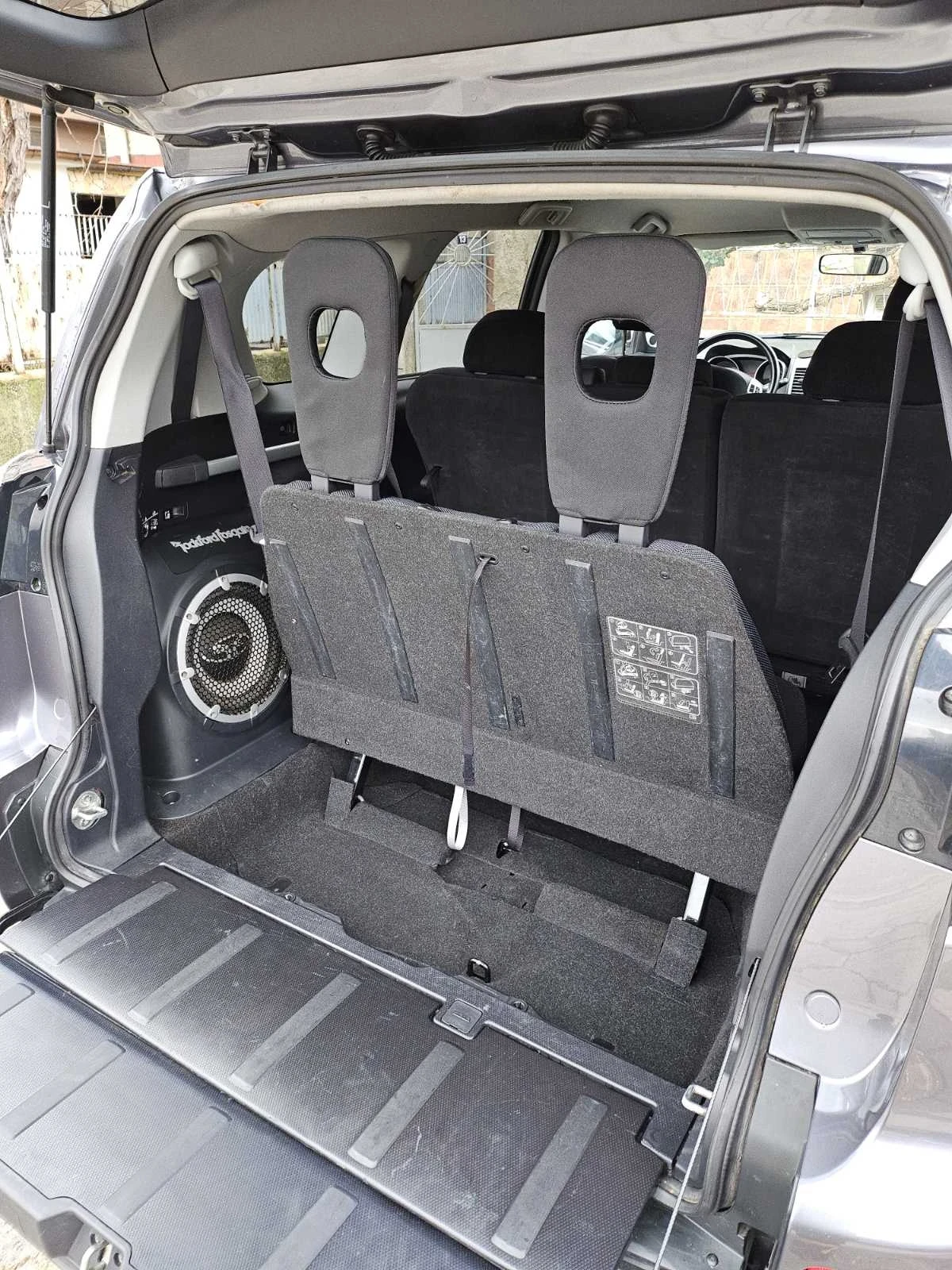 Mitsubishi Outlander 2.0D 4?4 - изображение 7