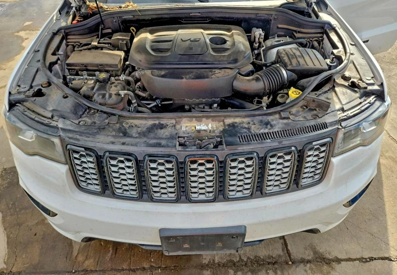 Jeep Grand cherokee * LAREDO* 3.6* КОЖА* ПОДГРЕВ* НАВИ* ПАРКТРОНИК* , снимка 12 - Автомобили и джипове - 53768716