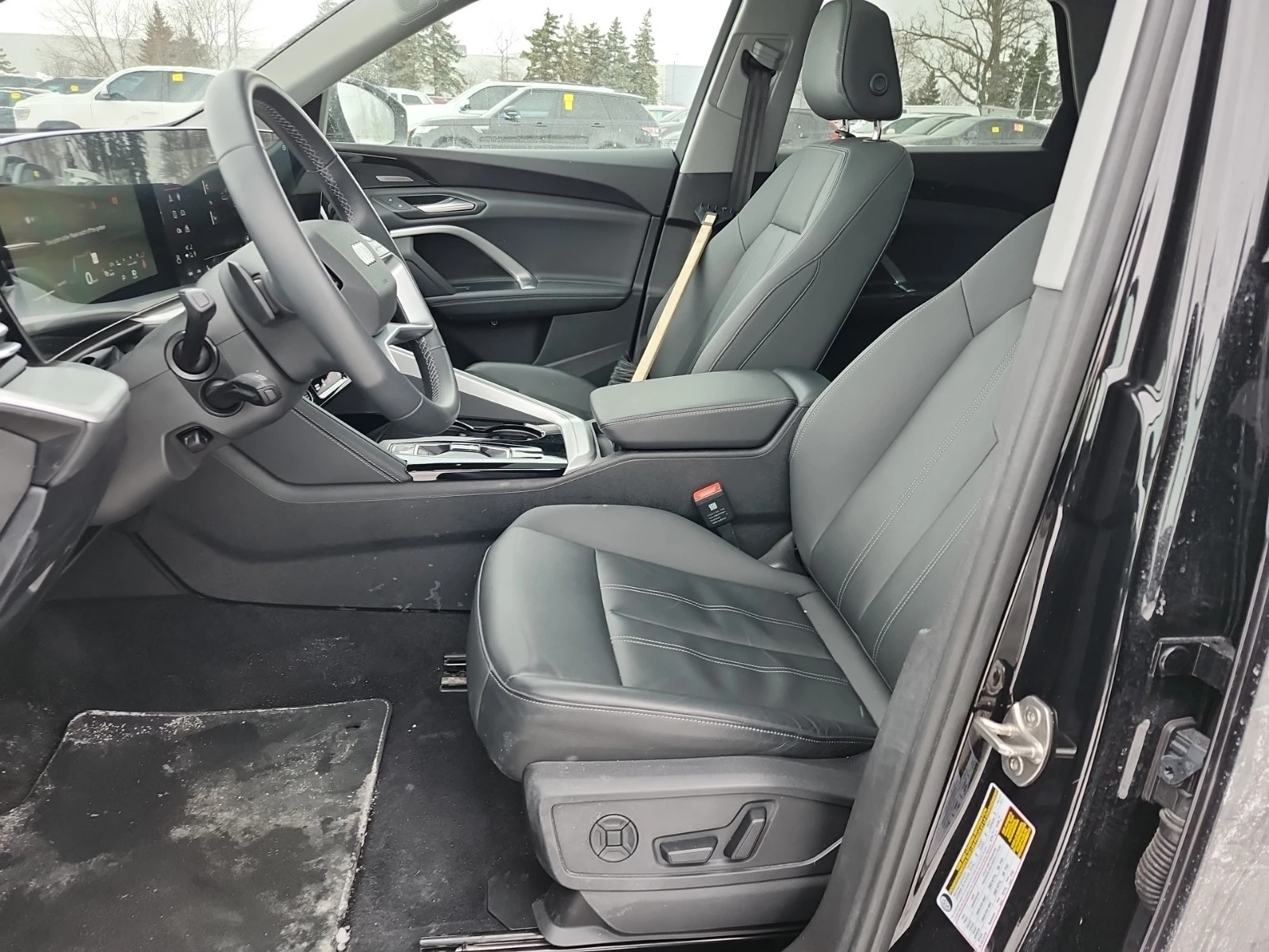 Audi Q5 * * CARFAX * * АВТО КРЕДИТ * * , снимка 6 - Автомобили и джипове - 53937472