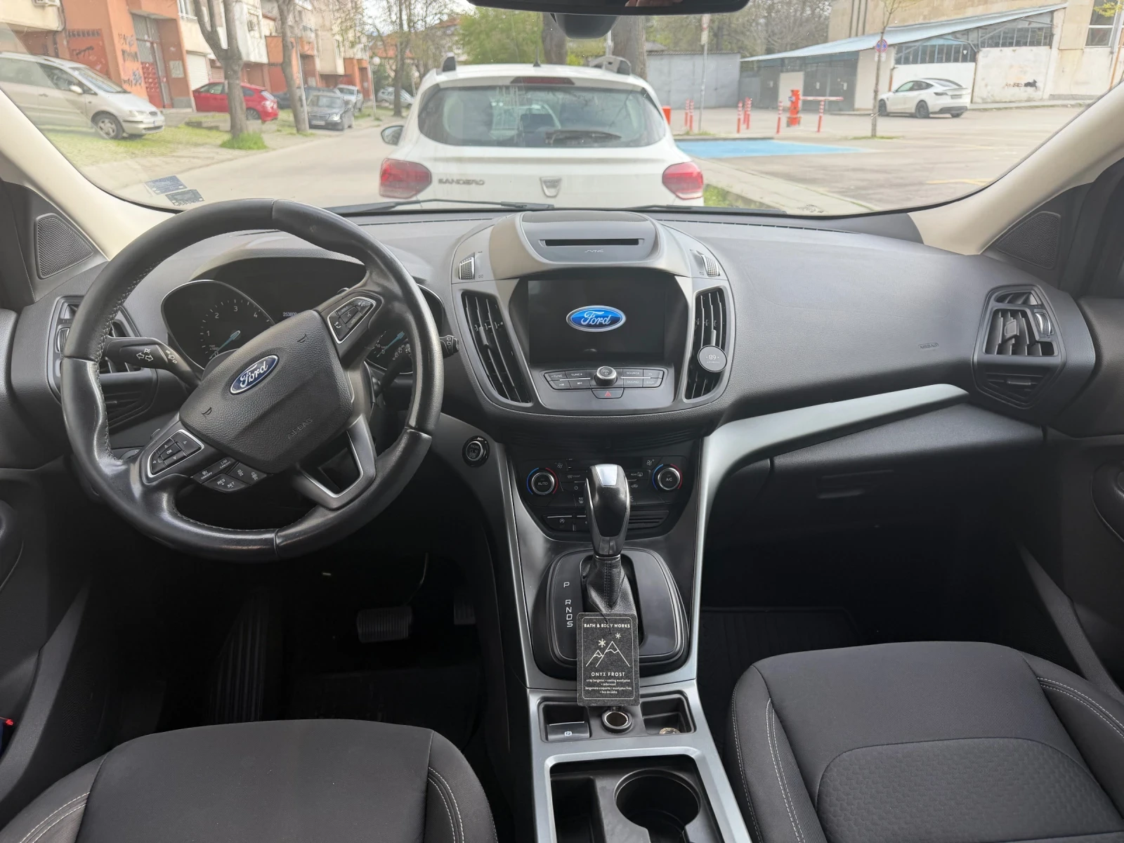 Ford Kuga 2.0D 4x4, снимка 5 - Автомобили и джипове - 54272980