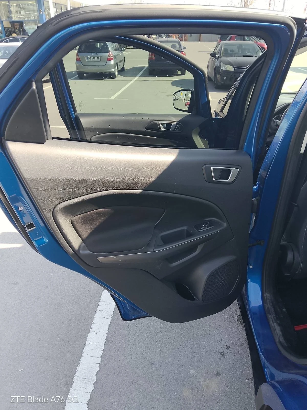 Ford EcoSport, снимка 6 - Автомобили и джипове - 54349905