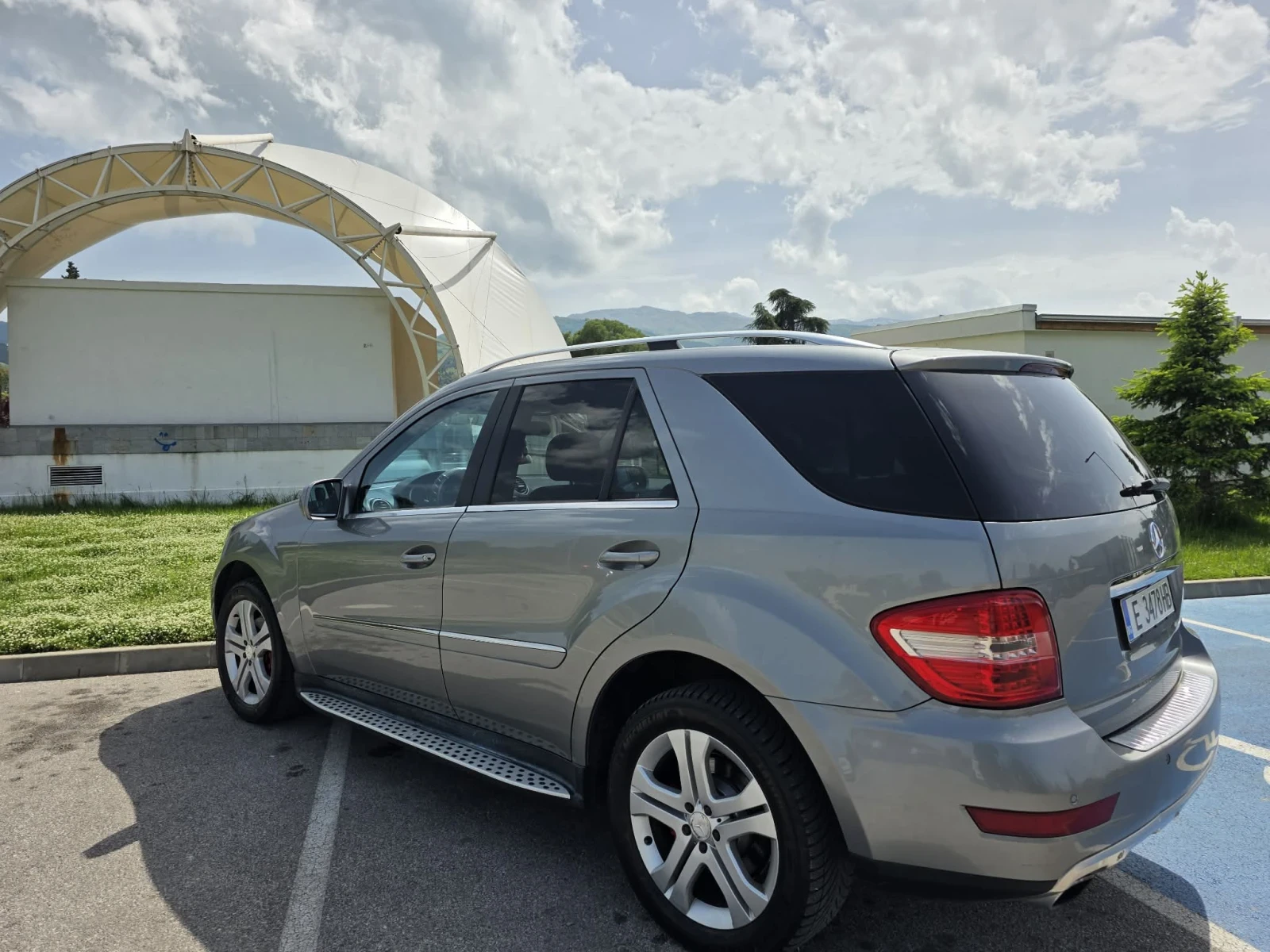 Mercedes-Benz ML 350, снимка 5 - Автомобили и джипове - 54509051