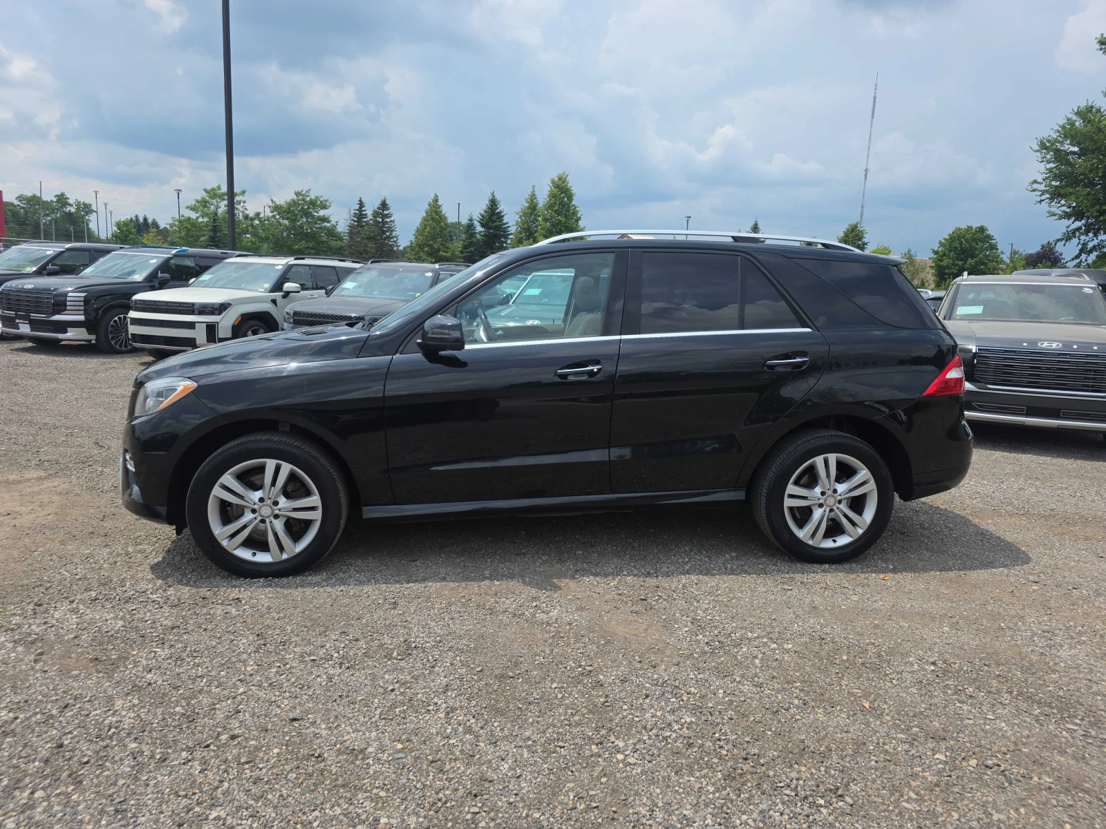 Mercedes-Benz ML 350 * 4MATIC 4dr BlueTEC * CARFAX * ЦЕНА ДО БГ, снимка 3 - Автомобили и джипове - 55876052