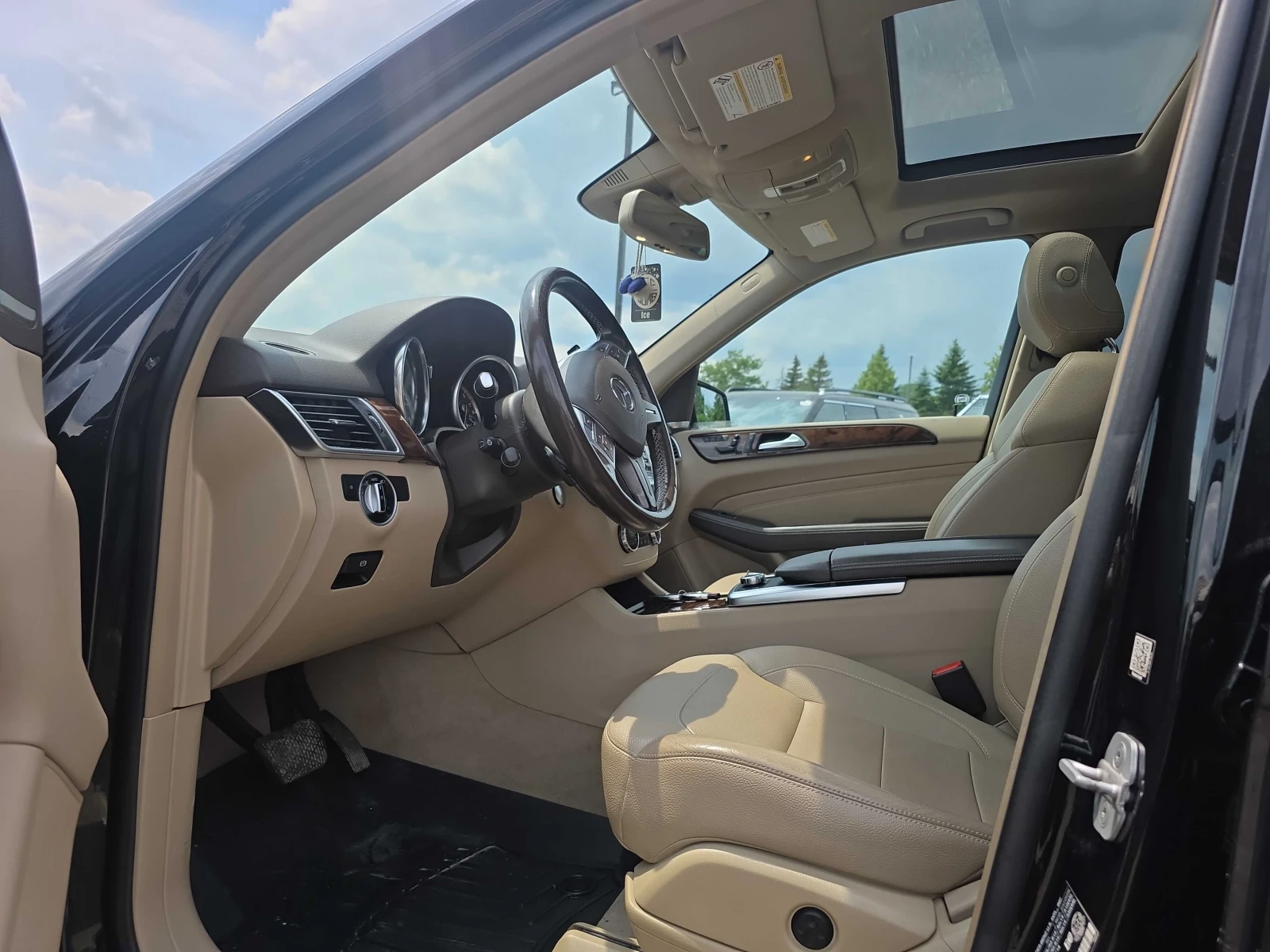 Mercedes-Benz ML 350 * 4MATIC 4dr BlueTEC * CARFAX * ЦЕНА ДО БГ, снимка 7 - Автомобили и джипове - 55876052