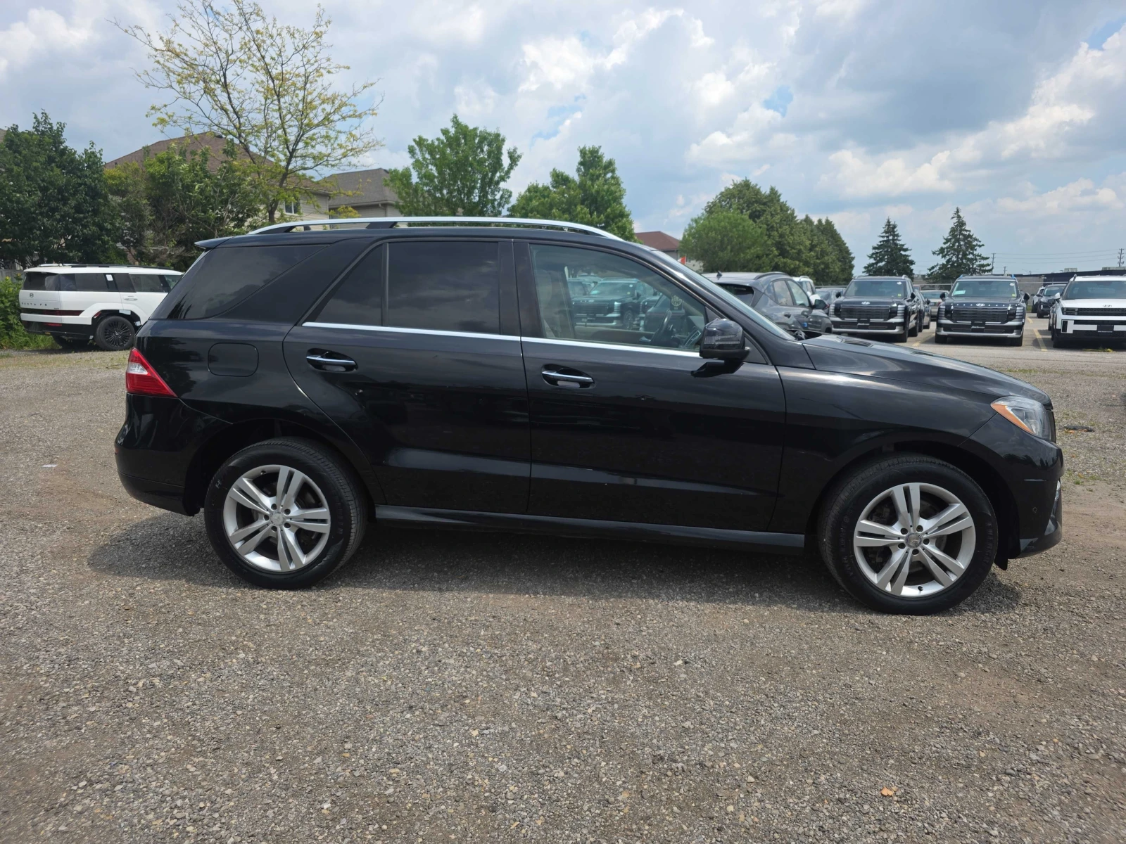 Mercedes-Benz ML 350 * 4MATIC 4dr BlueTEC * CARFAX * ЦЕНА ДО БГ, снимка 4 - Автомобили и джипове - 55876052