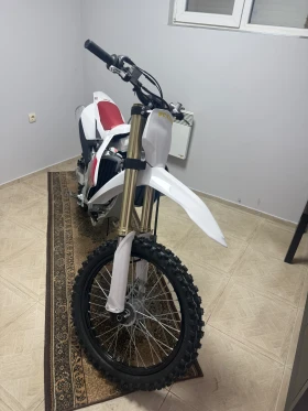 Yamaha Yzf ЧИСТО НОВ YZ450F 2026