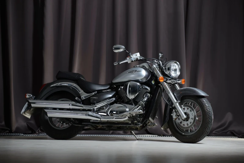 Suzuki Intruder VL800, снимка 8 - Мотоциклети и мототехника - 51408348