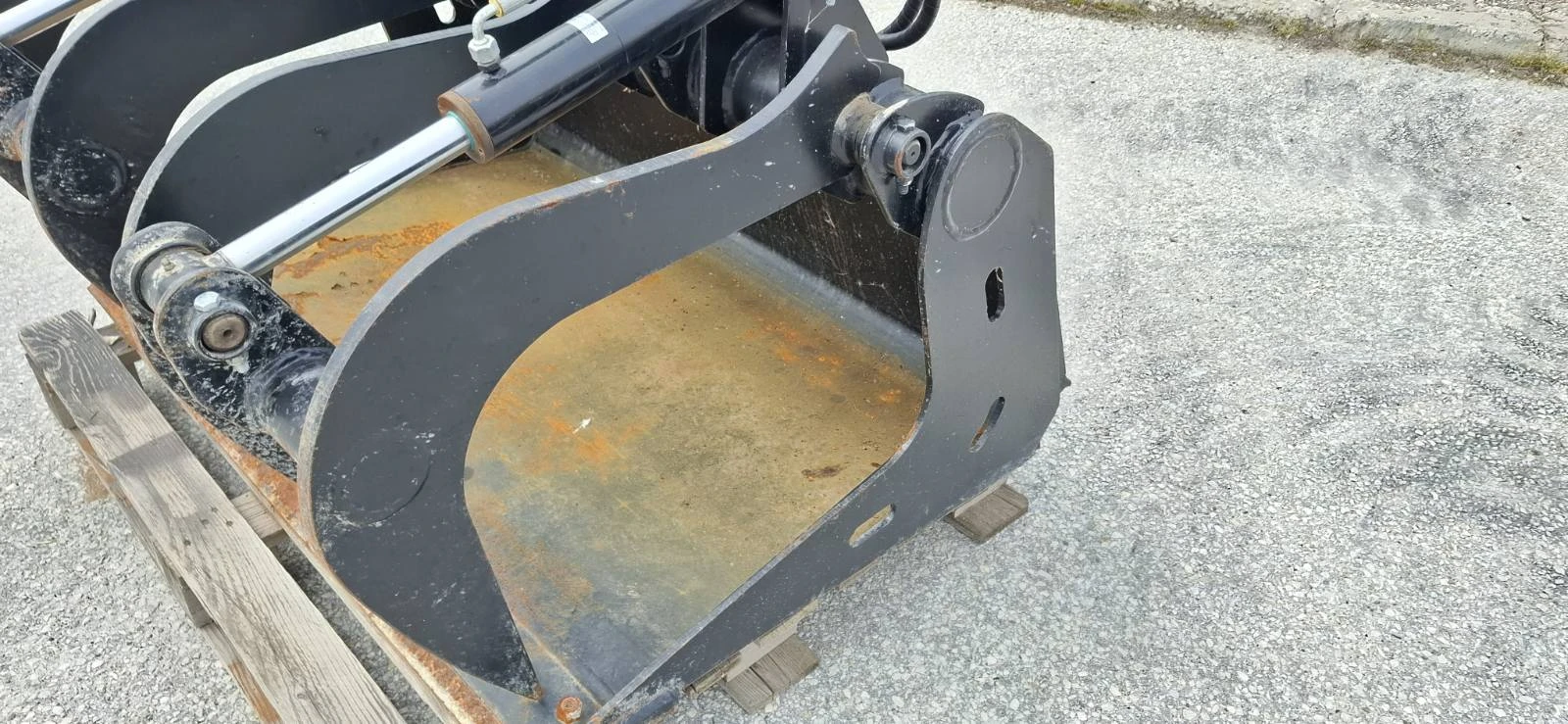 ���� ����� �������� Bobcat ���� - ����� | Mobile.bg � ����������� 4