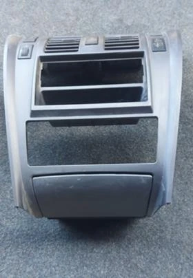 Централна конзола за Hyundai Tarracan , снимка 1