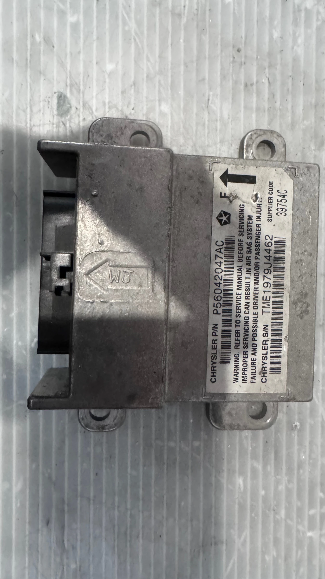 Airbag  /  /  a Chrysler Cherokee - P56042047AC | Mobile.bg   2