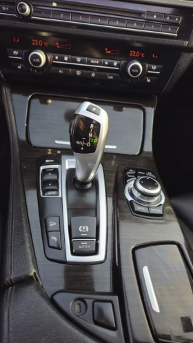 BMW 530 530xd 258кс * СМЕНЕНИ ВЕРИГИ* distronic* soft clos, снимка 12