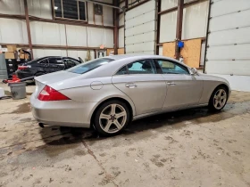 Mercedes-Benz CLS 550 5.5L V8 382кс, снимка 3