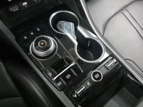 Kia K5, снимка 9