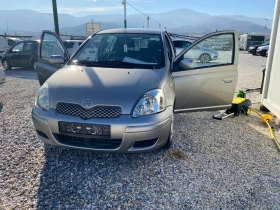 Toyota Yaris 1.0i 65k.c, снимка 1