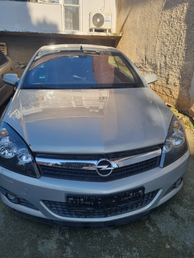 Opel Astra 1.6 TURBO, снимка 1 - Автомобили и джипове - 48900420