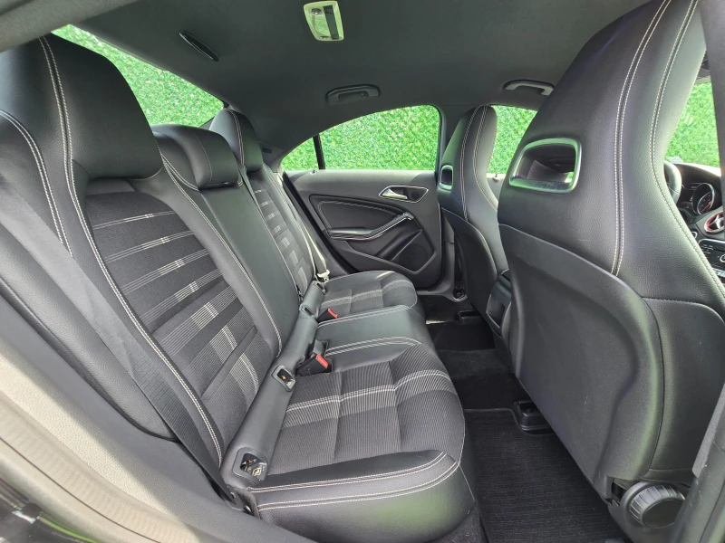Mercedes-Benz CLA 180 1.6 Бензин* 122кс* Евро 6, снимка 10 - Автомобили и джипове - 49694152