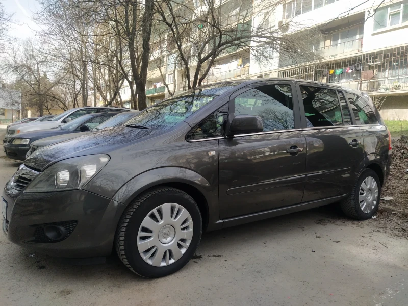 Opel Zafira 1.6 turbo metan 150к.с. , снимка 4 - Автомобили и джипове - 50522138