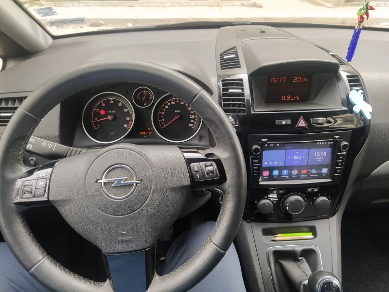 Opel Zafira 1.6 turbo metan 150к.с. , снимка 9 - Автомобили и джипове - 50522138