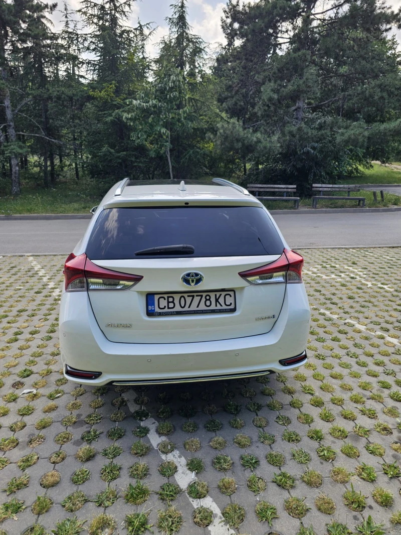 Toyota Auris HSD HIGH Plus (Chic Xtra), снимка 6 - Автомобили и джипове - 51843779