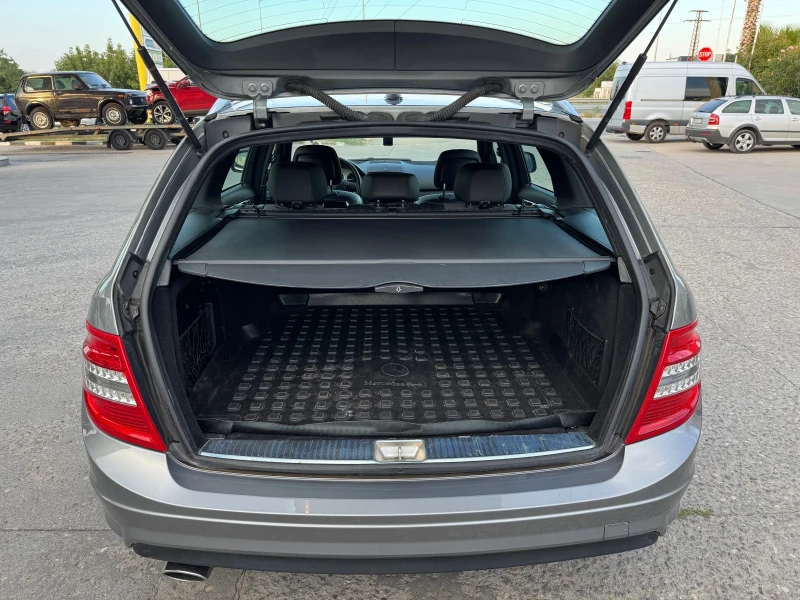 Mercedes-Benz C 220 Автомат/Om646, снимка 9 - Автомобили и джипове - 52427053