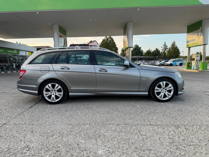 Mercedes-Benz C 220 Автомат/Om646, снимка 4 - Автомобили и джипове - 52427053