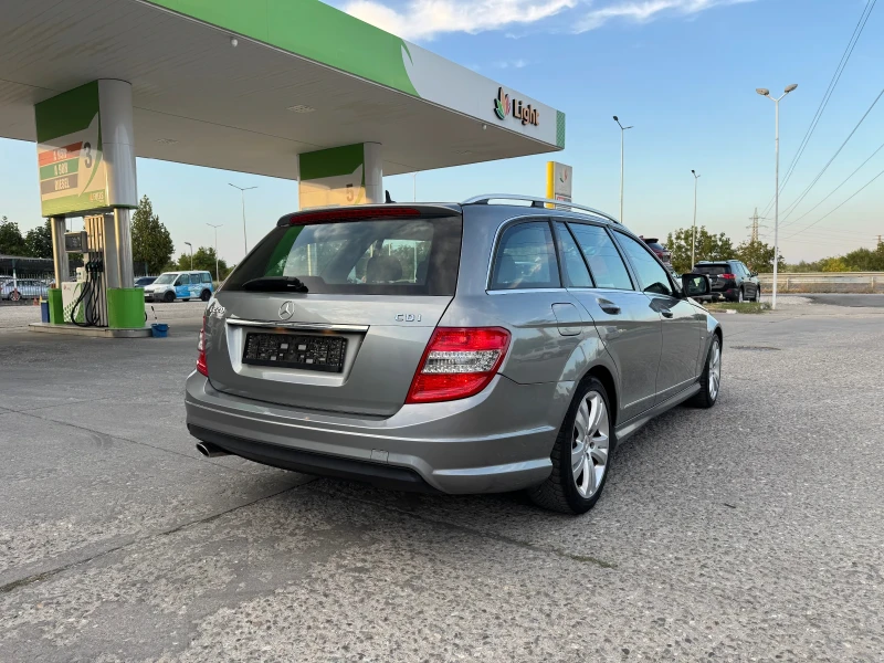 Mercedes-Benz C 220 Автомат/Om646, снимка 5 - Автомобили и джипове - 52427053