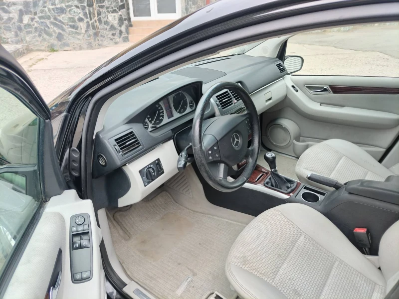 Mercedes-Benz B 200, снимка 11 - Автомобили и джипове - 51835874
