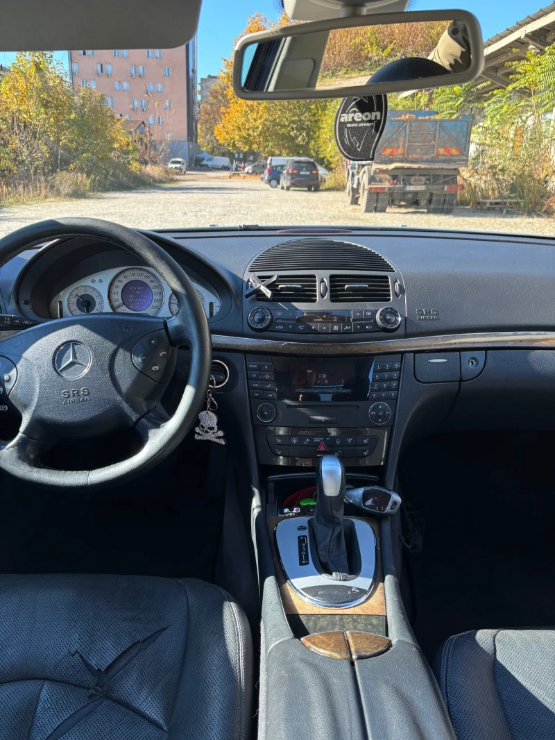 Mercedes-Benz E 320 320 CDI, снимка 5 - Автомобили и джипове - 52221018