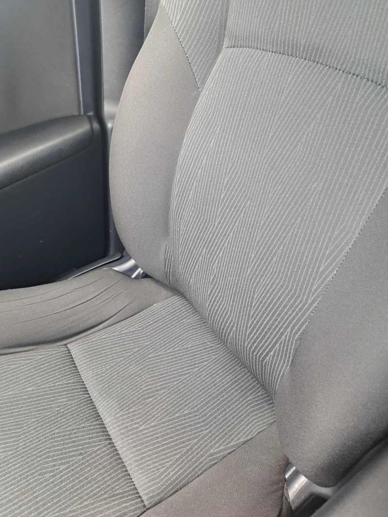 Toyota Avensis T27, снимка 7 - Автомобили и джипове - 52501297