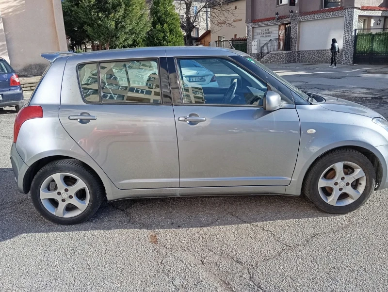 Suzuki Swift, снимка 5 - Автомобили и джипове - 52711010
