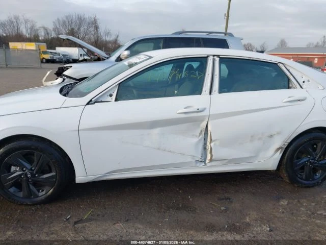 Hyundai Elantra HYBRID BLUE - изображение 6