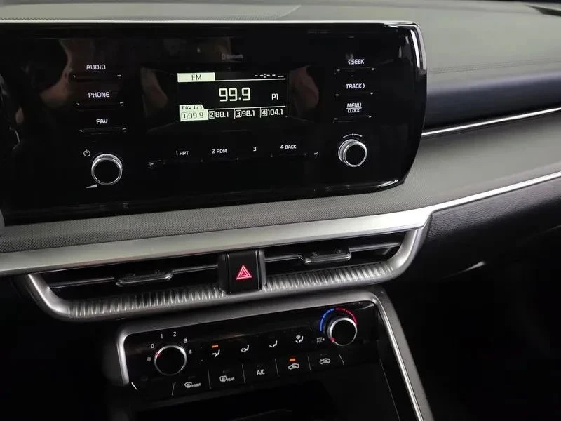 Kia K5, снимка 13 - Автомобили и джипове - 56688117