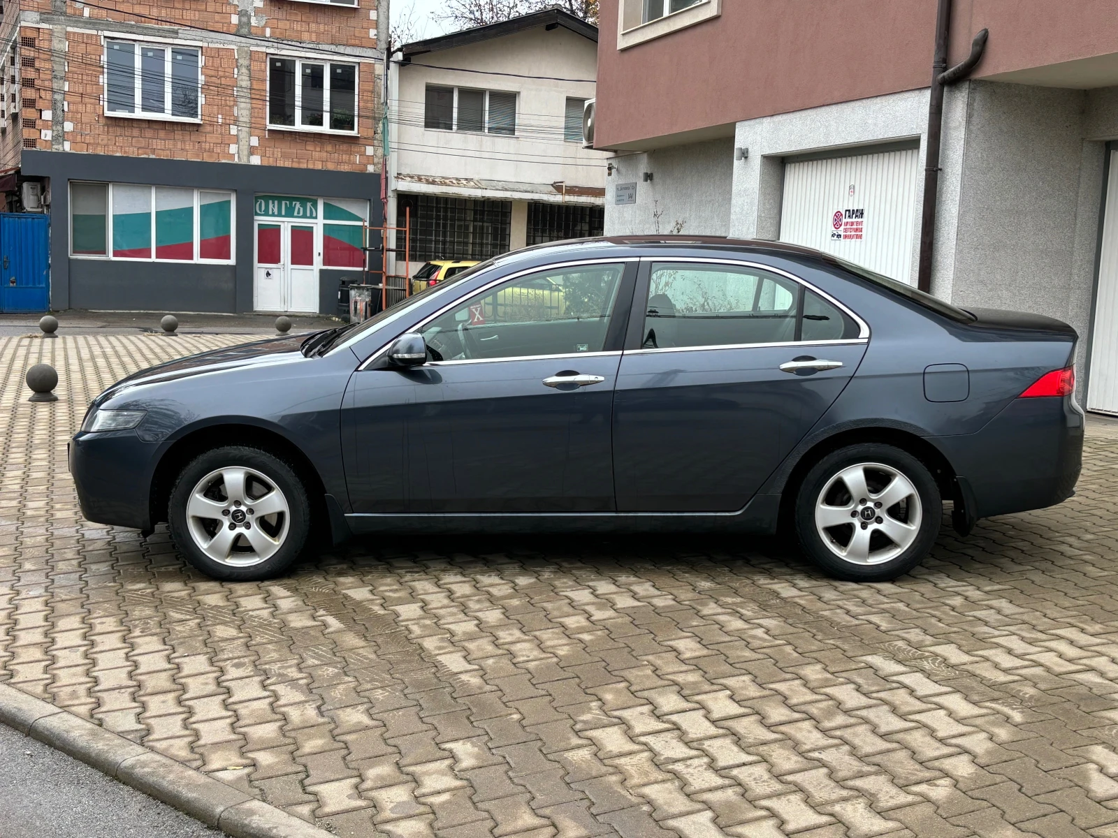 Honda Accord 2.2I-CTDI - изображение 3