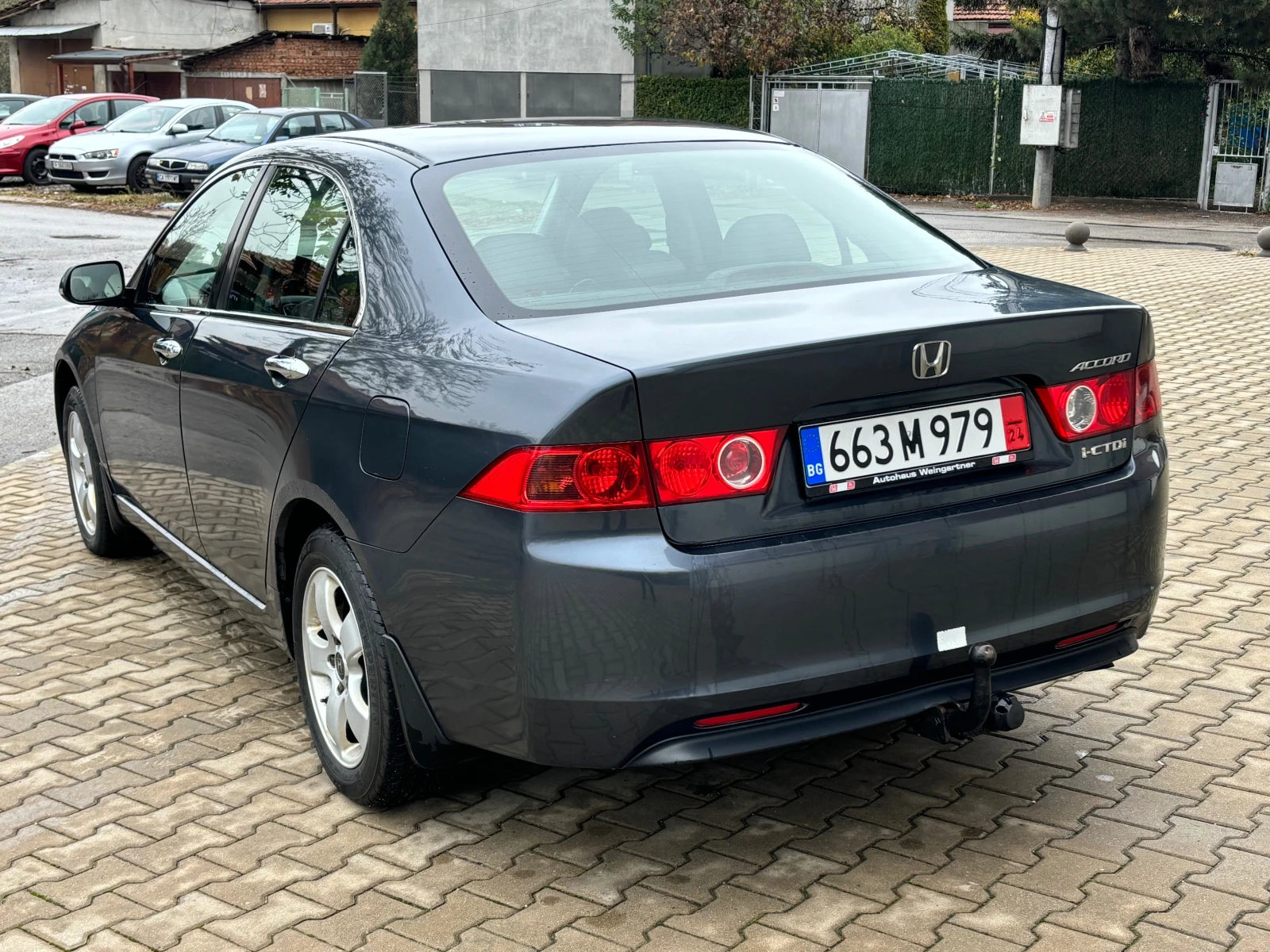 Honda Accord 2.2I-CTDI - изображение 4